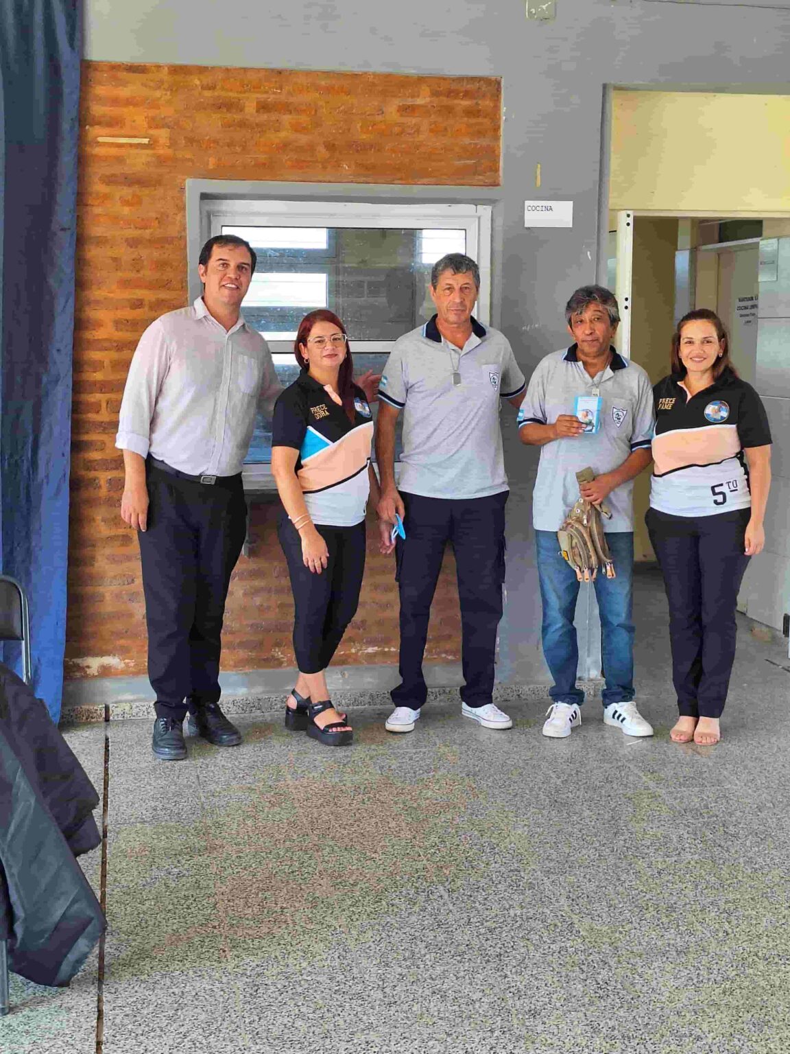 EES 124 - MALVINAS ARGENTINAS EX COMBATIENTES11