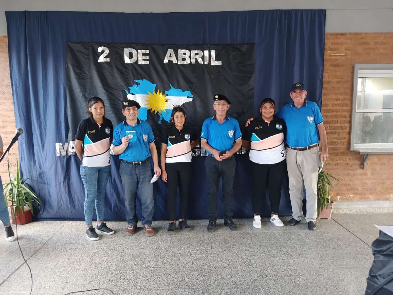 EES 124 - MALVINAS ARGENTINAS EX COMBATIENTES19