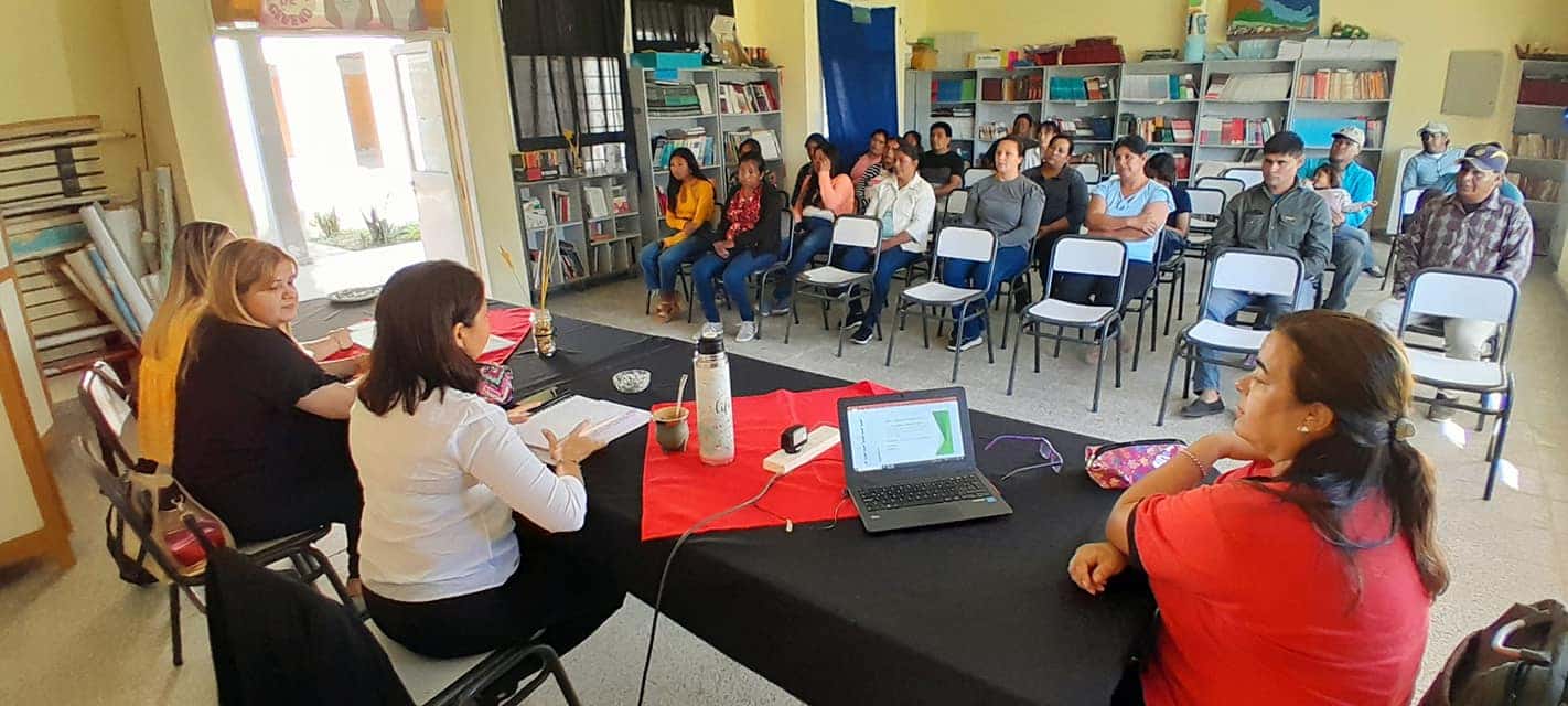 EES 124 - Reunion de padres con UPI2